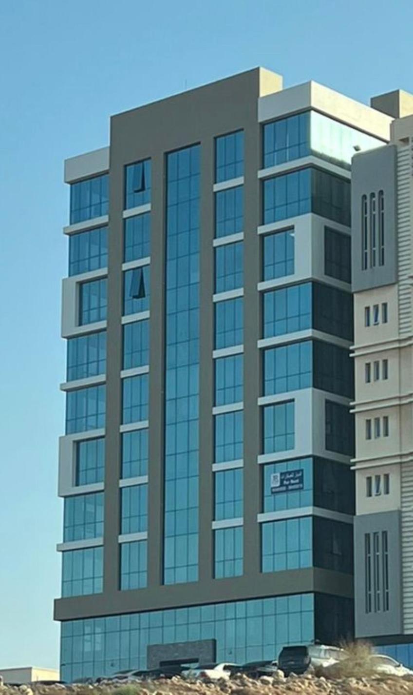 Deluxe Apartment *
